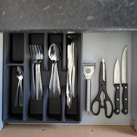 Apartment Bright 1-bed Flat, Free Parking, Easy Access *